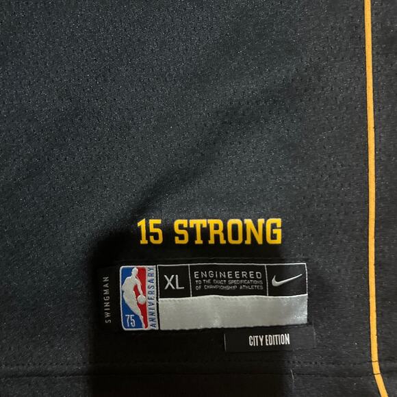 Nike Bam Butler Edition Miami Heat Jersey Size XL (AA3-I) - Picture 3 of 7